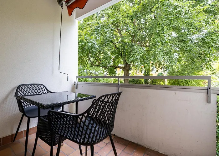 公寓 Grosszuegiges Nahe Altstadt Mit Balkon